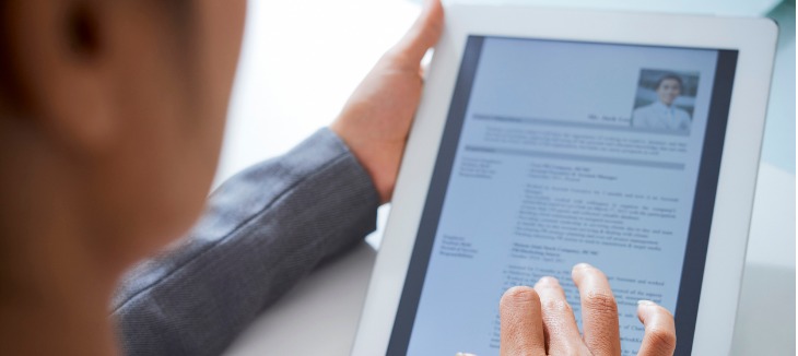 homem curriculo tablet 1