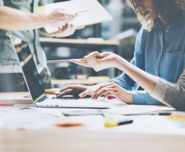 gehalt werbebranche werbeagentur art director mediaplaner account manager