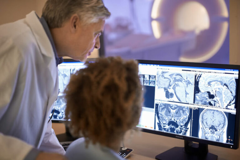 Radiologist 1