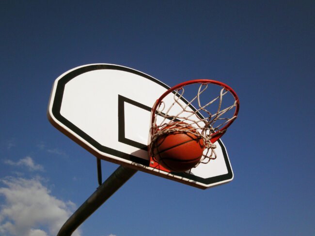 shooting-the-basketball-ball-1-1339570