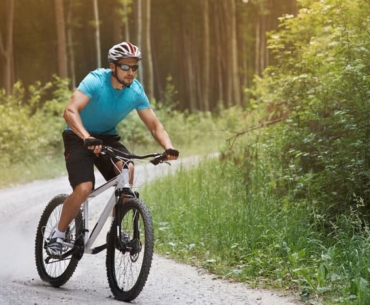 cycling man wearing sports glasses