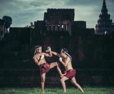 two-boxers-fight-with-martial-arts-muay-thai